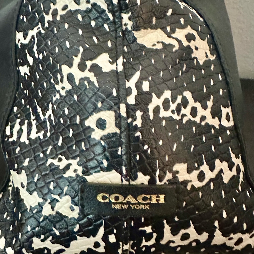 Coach Bleecker Two Tone Python Embossed Leather Cooper Satchel
Black/Gold #27984 - Picture 7 of 8